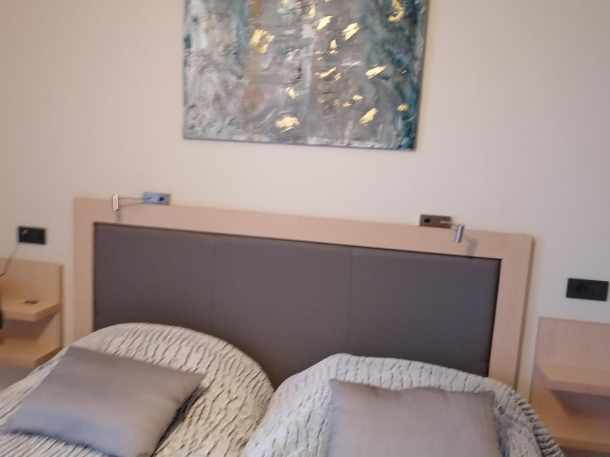 Angelo Cafe Hotel Толон Экстерьер фото
