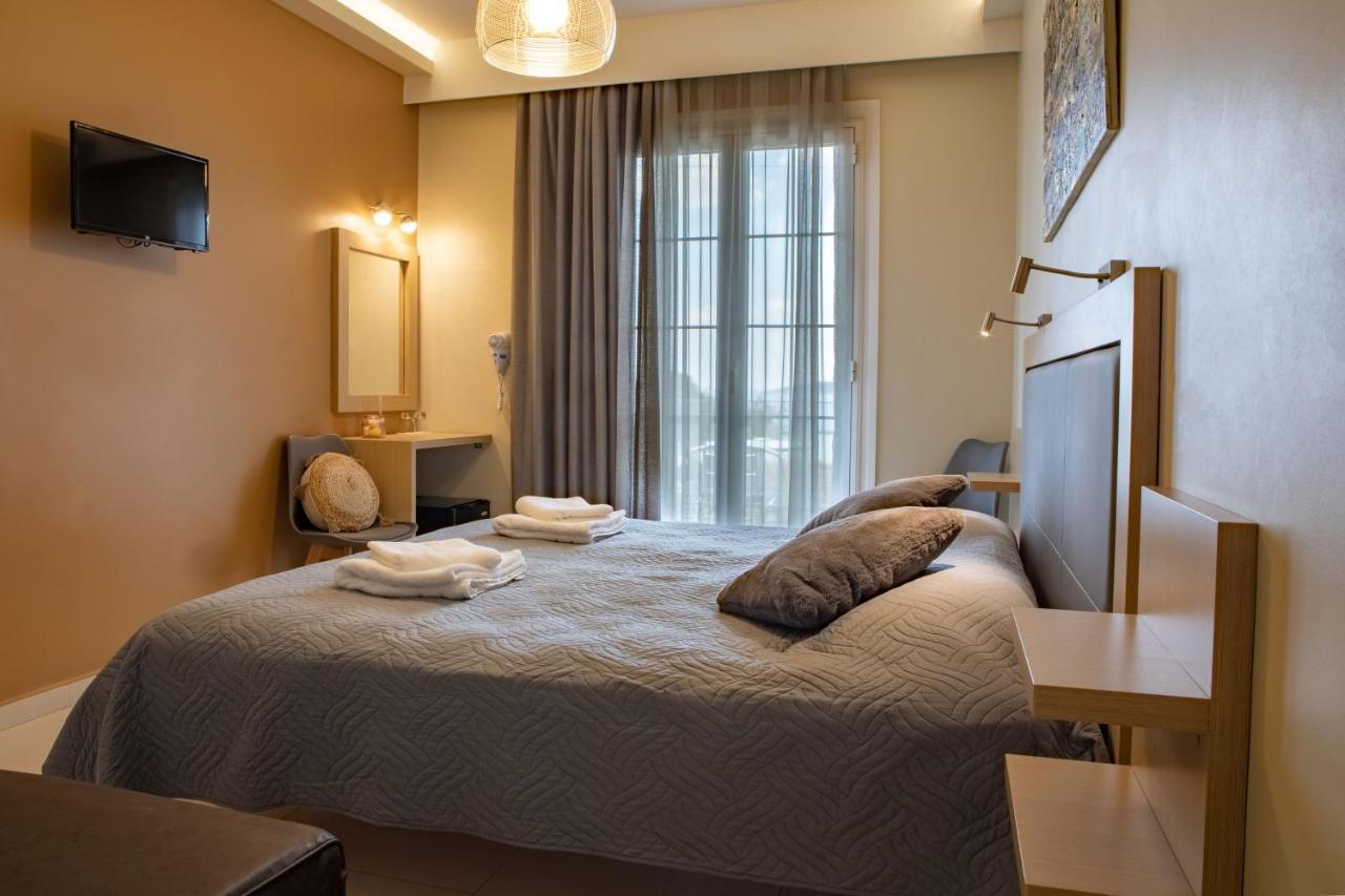 Angelo Cafe Hotel Толон Экстерьер фото
